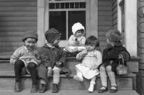 Jolliffe and Ruffner children, Easter 1929